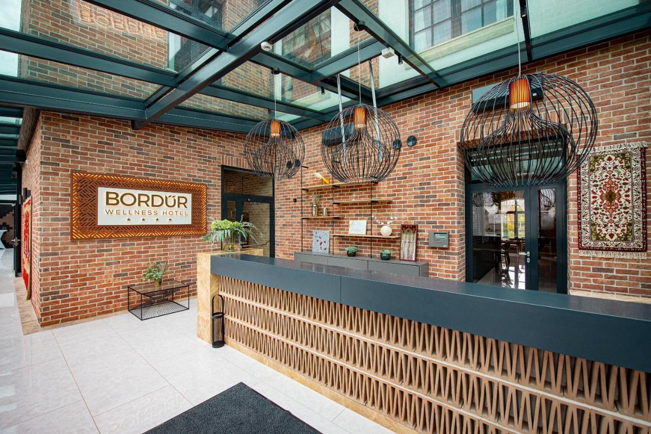 Bordur Wellness Hotel Superior Es Szonyegmuzeum Békésszentandrás Exterior foto