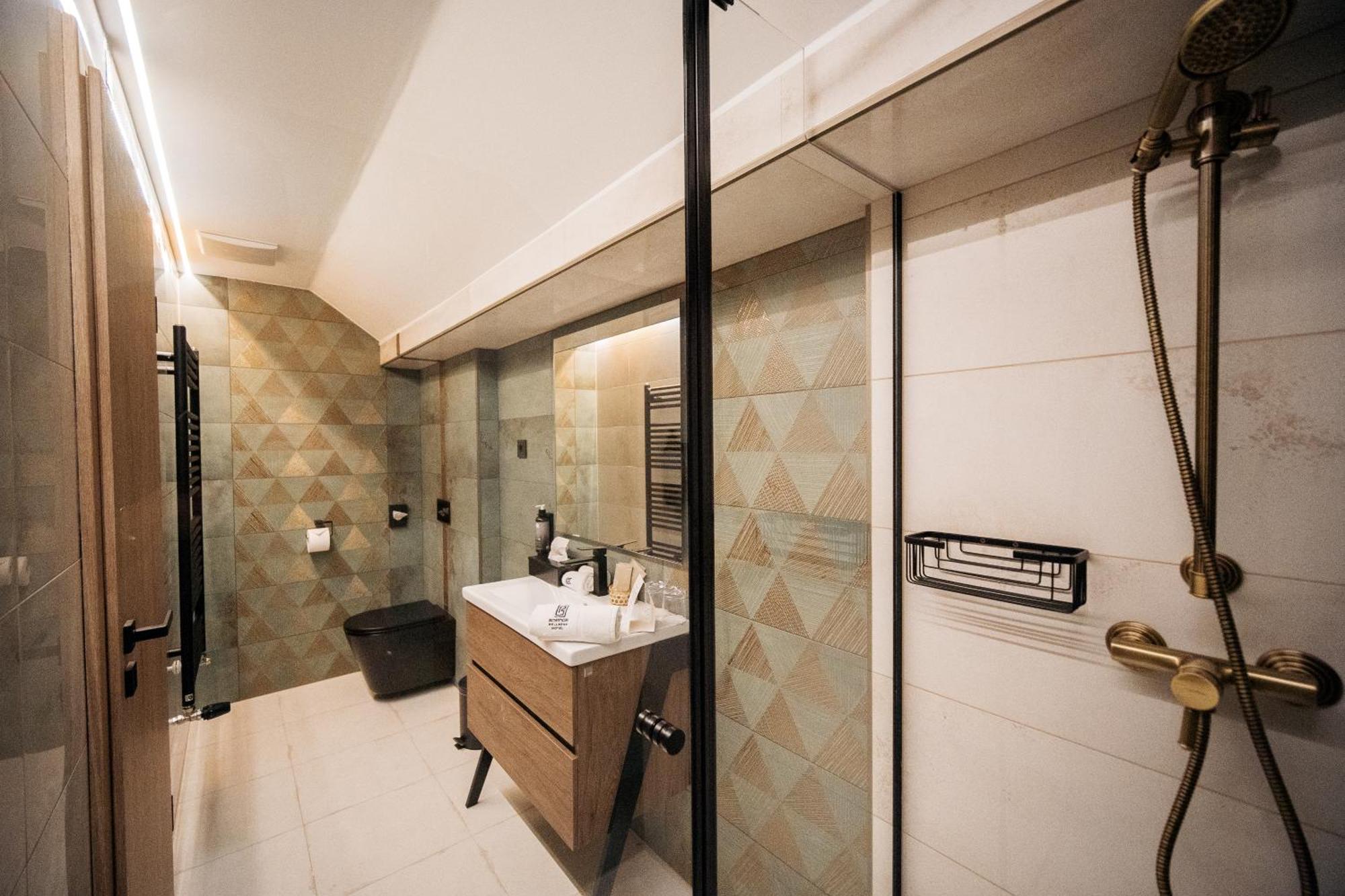 Bordur Wellness Hotel Superior Es Szonyegmuzeum Békésszentandrás Exterior foto
