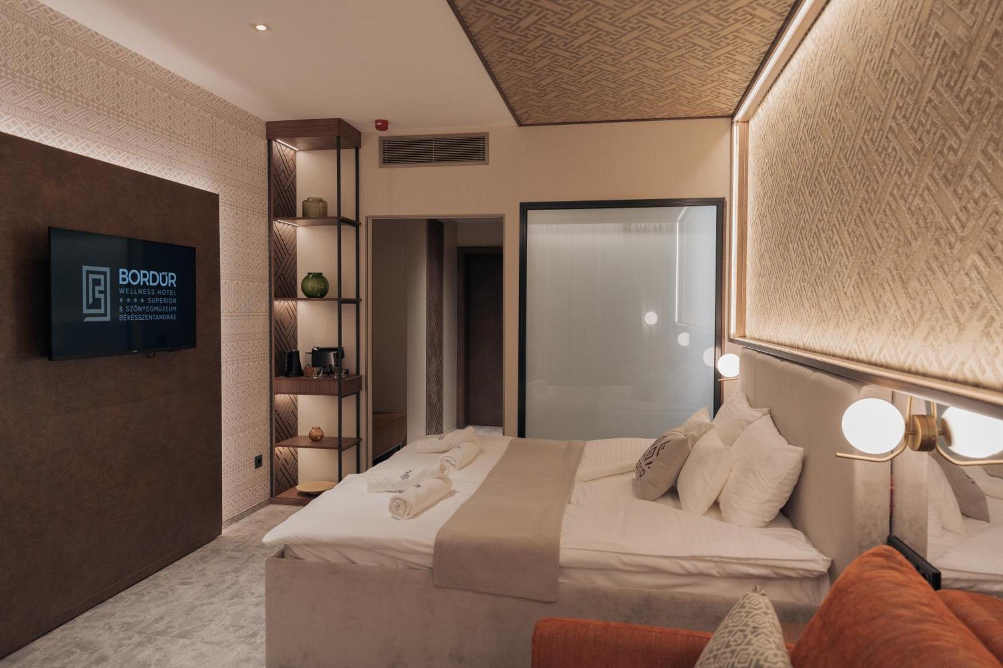 Bordur Wellness Hotel Superior Es Szonyegmuzeum Békésszentandrás Exterior foto